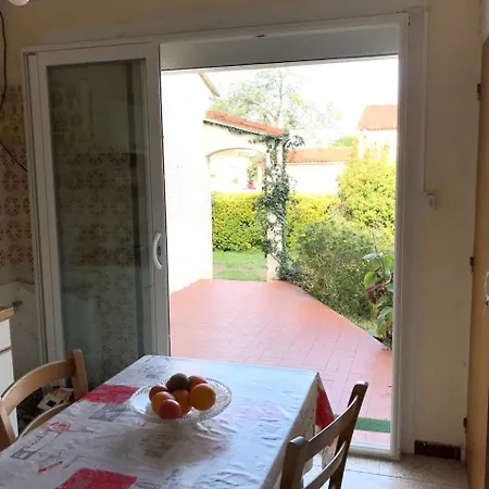 Holiday Home Rue De Les Coscolledes * Saint-André-les-Vergers