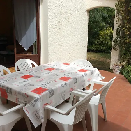 Holiday Home Rue De Les Coscolledes * Saint-André-les-Vergers