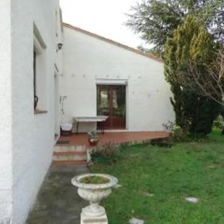 Holiday Home Rue De Les Coscolledes בית נופש