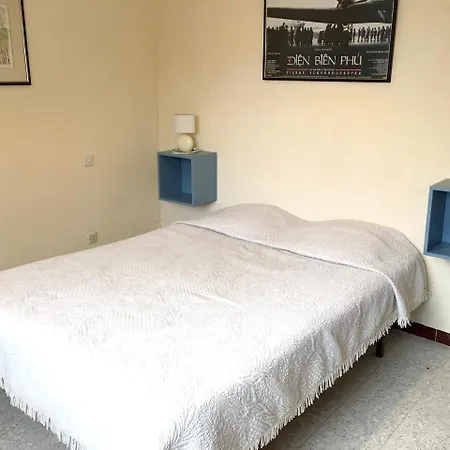 Holiday Home Rue De Les Coscolledes בית נופש
